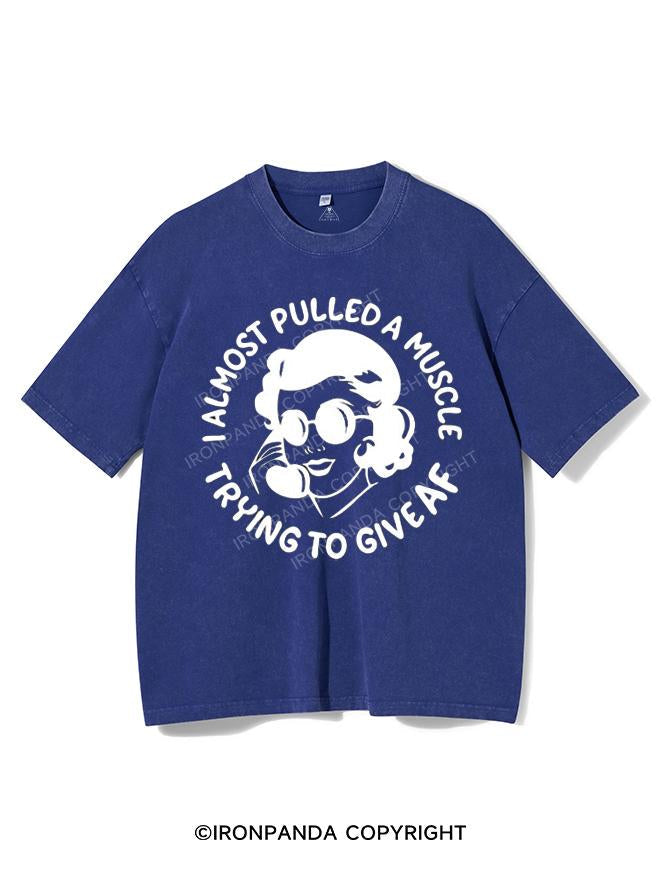 I ALMOST PULLED A MUSCLE TRYING TO GIVE AF VINTAGE GYM SHIRT