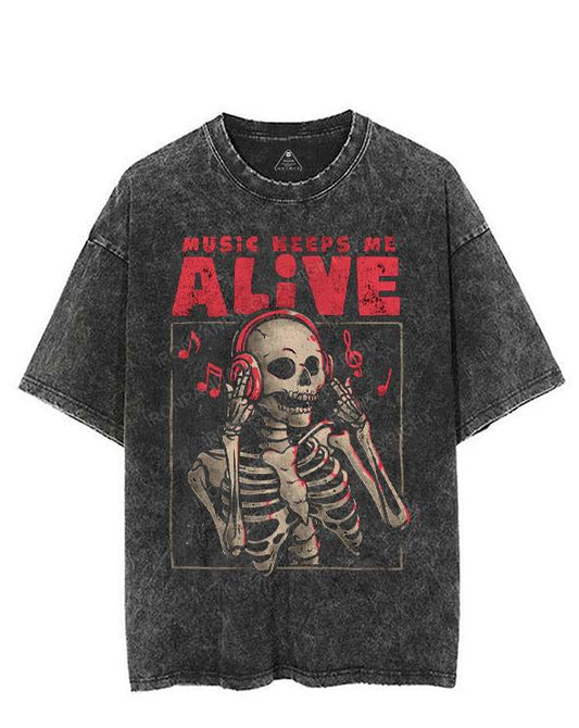 MUSIC KEEPS ME ALIVE VINTAGE GYM SHIRT